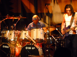 Billy Cobham : leçon de batterie au New Morning Billy Cobham : leçon de batterie au New Morning